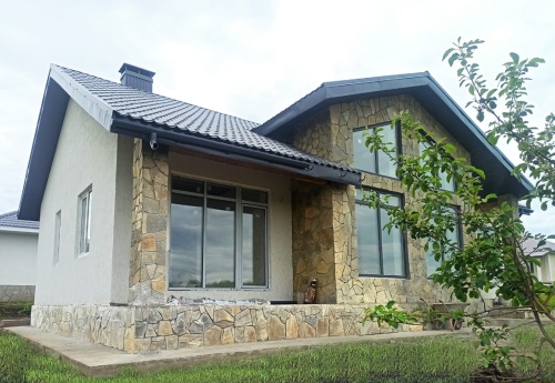 Плитняк златолит Уральский  для фасада купить в Евпатории