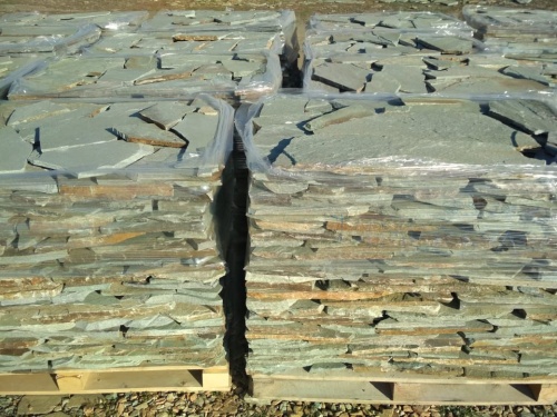 Плитняк златолит зелёный для цоколя, отмостки купить в Евпатории