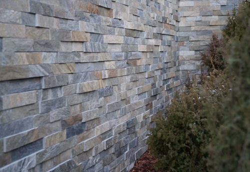 Плитка пилёная златолит Уральский для фасада купить в Евпатории