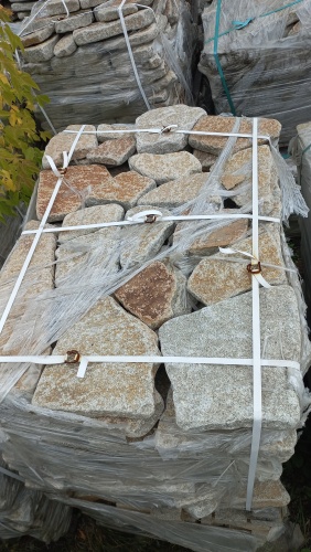 Плитняк галтованный гранитный для ландшафтного дизайна купить в Евпатории